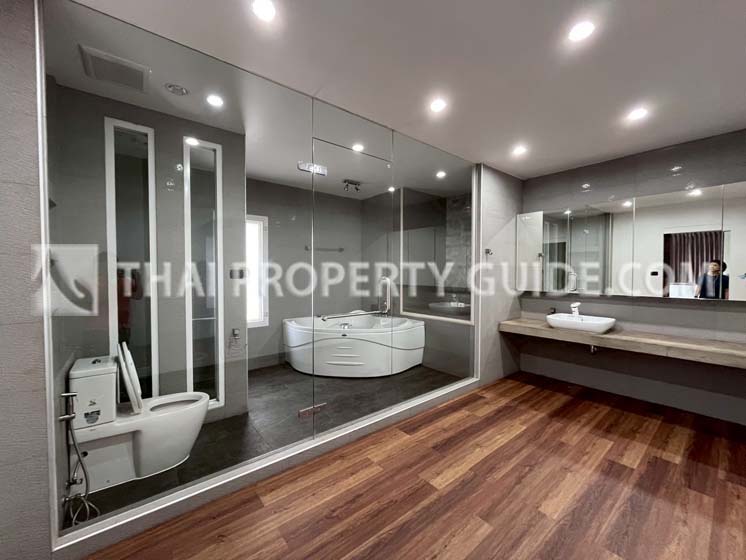 House in Sukhumvit 
